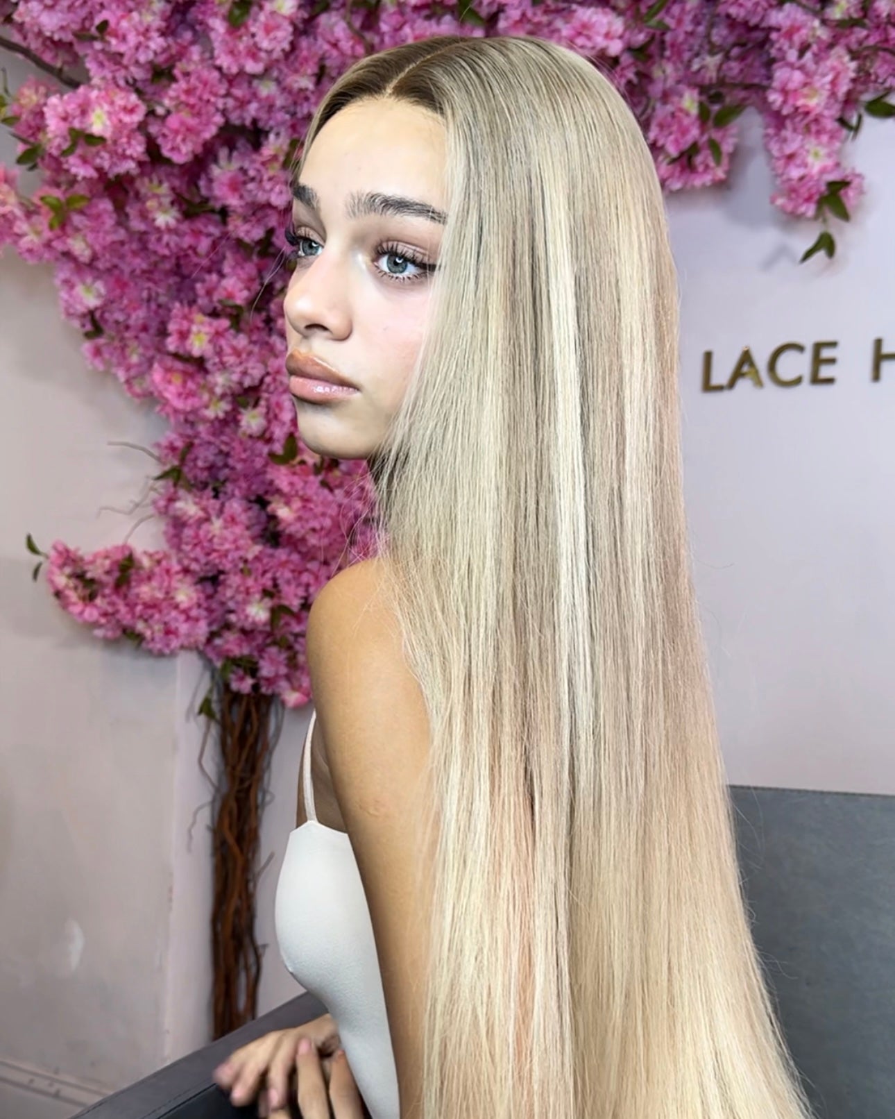 Luxury Blonde Custom Colour - Silky Straight Frontal Lace Wig - HD Lace 231