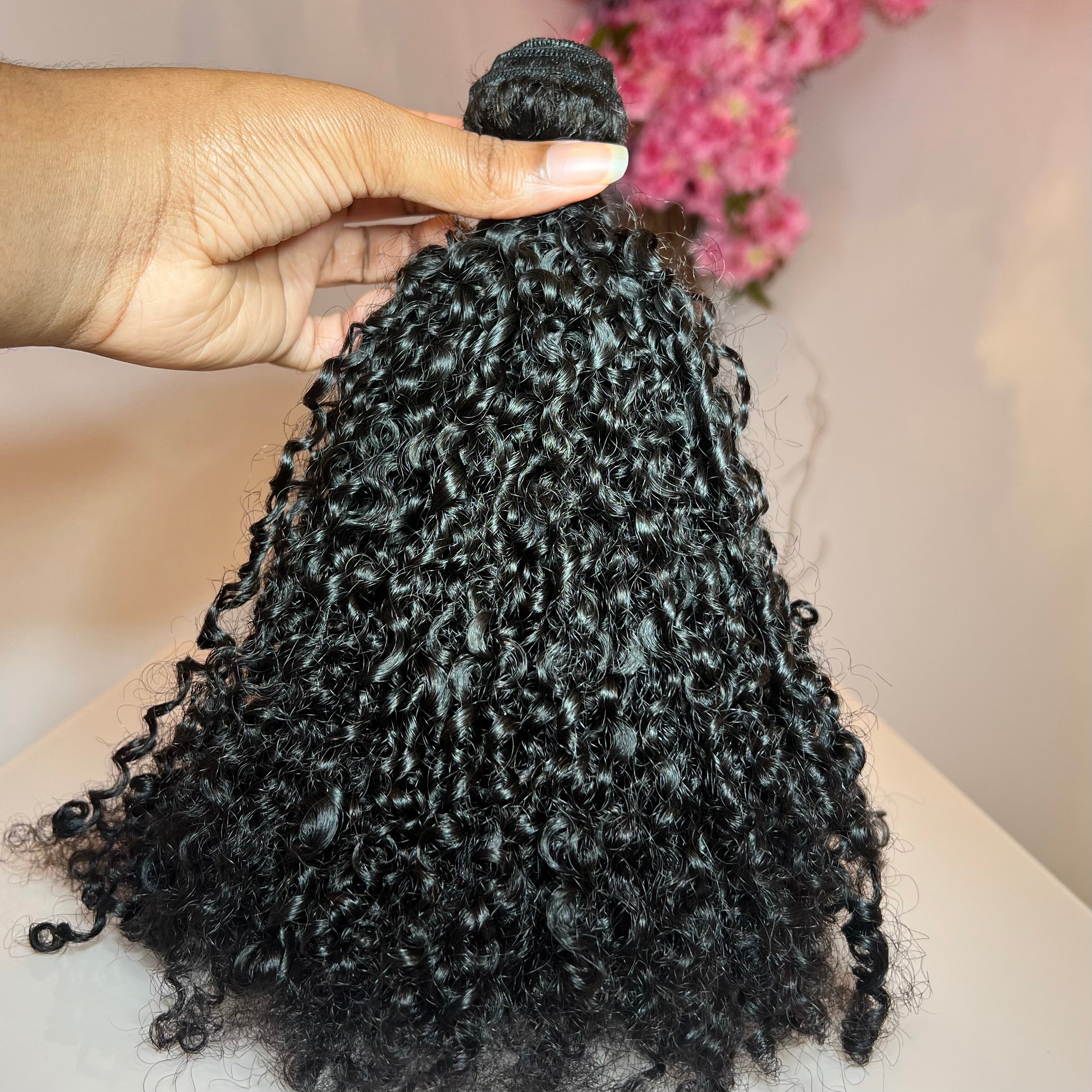 Offers human hair bundles